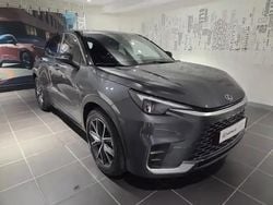 Gris de payne métallisé/toit noir Occasion 2025 Lexus LBX SUV | 36 490 € (Prix juste)