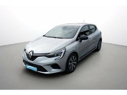 Gris Utilisé 2023 Renault Clio V Equilibre Citadine | 14 790 € (Prix juste)