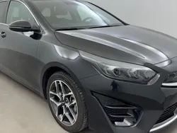 Noir Utilisé 2022 Kia Ceed Sportswagon Break | 23 990 € (Prix assez cher)