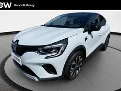 Blanc Utilisé 2024 Renault Captur Evolution SUV | 20 700 € (Prix assez cher)