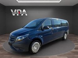Bleu Utilisé 2023 Mercedes Vito Monospace | 34 970 €