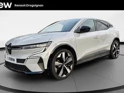 Gris Utilisé 2022 Renault Mégane Techno Berline | 21 980 € (Prix juste)