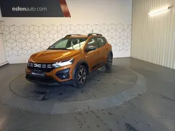 Orange Utilisé 2023 Dacia Sandero Expression Citadine | 14 990 € (Prix juste)
