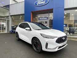 Blanc glacier Utilisé 2025 Ford Kuga ST-Line X SUV | 43 530 €