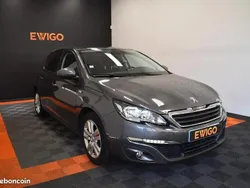 Gris Utilisé 2017 Peugeot 308 Access Berline | 8 290 € (Prix juste)