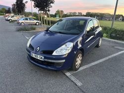 Utilisé 2007 Renault Clio II Authentique Berline | 4 300 € (Prix juste)