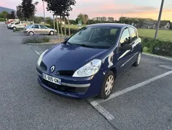 Utilisé 2007 Renault Clio II Authentique Berline | 4 300 € (Prix juste)