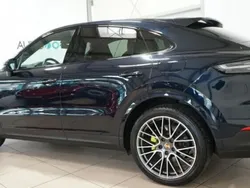 Utilisé 2021 Porsche Cayenne SUV | 78 900 € (Super prix)