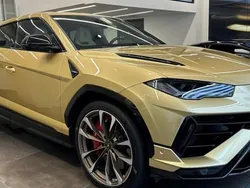 Utilisé 2024 Lamborghini Urus SUV | 320 000 € (Super prix)