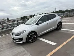 Gris Utilisé 2016 Renault Mégane III Bose Edition Berline | 8 990 € (Prix juste)