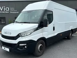 Blanc Utilisé 2016 Iveco Daily Van | 16 490 €