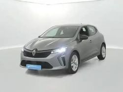 Gris rafale Occasion 2024 Renault Clio V Berline | 15 990 € (Prix juste)