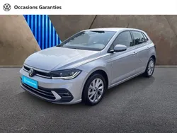 Reflet d'argent métallisé Utilisé 2023 VW Polo Style Berline | 18 540 € (Prix juste)