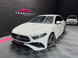 Blanc Utilisé 2023 Mercedes A200 AMG line Berline | 30 490 € (Bon prix)