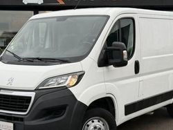 Blanc Occasion 2018 Peugeot Boxer Premium Van | 13 992 € (Prix assez cher)