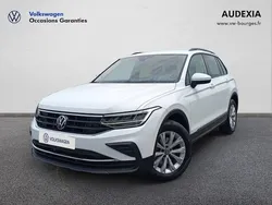 Utilisé 2023 VW Tiguan Life SUV | 32 890 € (Bon prix)