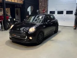 Utilisé 2018 Mini ONE Hatch Citadine | 15 980 € (Prix juste)