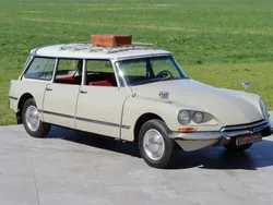 Marron Utilisé 1967 Citroën DS Break | 19 750 €