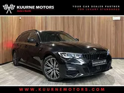 Noir Utilisé 2020 BMW 320 M Sport Break | 28 500 € (Prix juste)