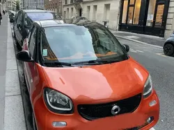 Orange Utilisé 2016 Smart ForFour Passion Berline | 7 999 € (Prix cher)