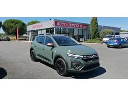 Vert Nouvelle 2025 Dacia Sandero Stepway Citadine | 22 990 €