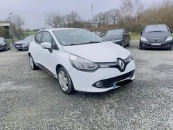Blanc Utilisé 2014 Renault Clio IV Business Berline | 7 000 € (Prix juste)
