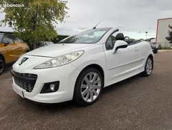 Blanc Utilisé 2013 Peugeot 207 Cabriolet | 4 990 € (Prix juste)