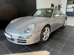Gris Utilisé 2004 Porsche 911 Carrera S Coupé | 49 900 € (Super prix)