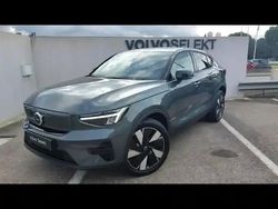 Vert séquoia métallisé/toit noir Occasion 2025 Volvo EC40 Ultra SUV | 53 590 € (Prix assez cher)