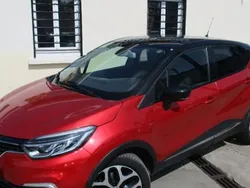 Rouge Utilisé 2019 Renault Captur Intens SUV | 11 450 € (Prix juste)