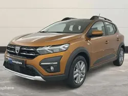 Orange Utilisé 2022 Dacia Sandero Comfort Citadine | 15 299 € (Prix juste)
