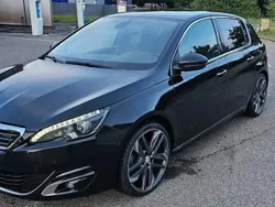 Utilisé 2016 Peugeot 308 GT-line Berline | 11 500 € (Prix assez cher)