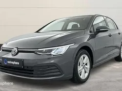 Gris Utilisé 2023 VW Golf VIII Life Berline | 27 499 € (Prix assez cher)