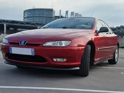 Rouge Utilisé 2001 Peugeot 406 Coupe Coupé | 4 200 €