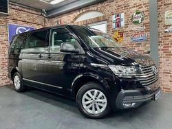 Noir Utilisé 2020 VW T6.1 Family Van | 37 970 € (Prix assez cher)