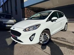 Blanc Utilisé 2018 Ford Fiesta Trend Berline | 12 890 €