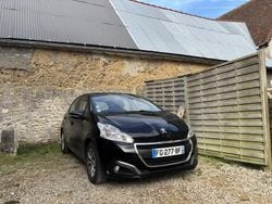 Utilisé 2019 Peugeot 208 Premium Citadine | 3 900 €