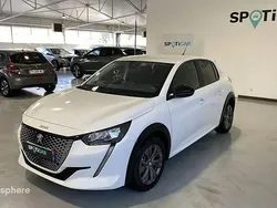 Blanc Utilisé 2023 Peugeot e-208 Style Citadine | 17 499 € (Bon prix)