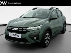Vert Utilisé 2024 Dacia Sandero Expression Citadine | 16 496 € (Prix juste)