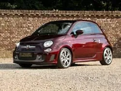 Violet Utilisé 2013 Abarth 695C Cabriolet | 35 950 €