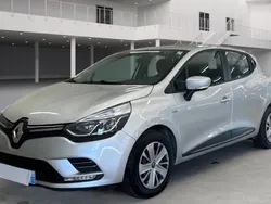 Utilisé 2017 Renault Clio IV Zen Citadine | 10 490 € (Prix juste)