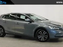 Gris Utilisé 2019 Volvo V40 Break | 19 990 € (Prix juste)