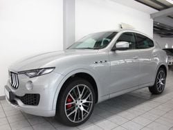 Argent Utilisé 2017 Maserati Levante SUV | 71 400 €