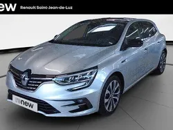 Gris Utilisé 2024 Renault Mégane IV Techno Berline | 22 990 € (Prix juste)