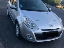 Gris Utilisé 2010 Renault Clio GrandTour Expression Break | 4 200 €