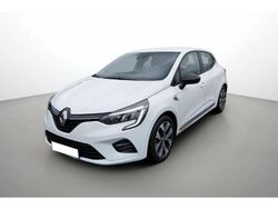 Utilisé 2022 Renault Clio V LIMITED Citadine | 16 490 € (Prix juste)