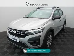 Gris Utilisé 2023 Dacia Sandero Essentiel Citadine | 14 590 € (Prix juste)
