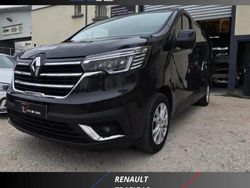 Noir Occasion 2022 Renault Trafic Intens Monospace | 31 990 € (Prix assez cher)