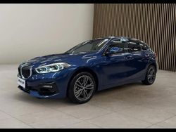 Bleu Utilisé 2022 BMW 120 Sport Line Citadine | 33 490 € (Prix assez cher)