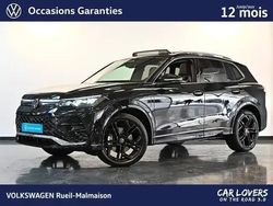 Deep black pearlescent Utilisé 2025 VW Tiguan R-line SUV | 51 990 €